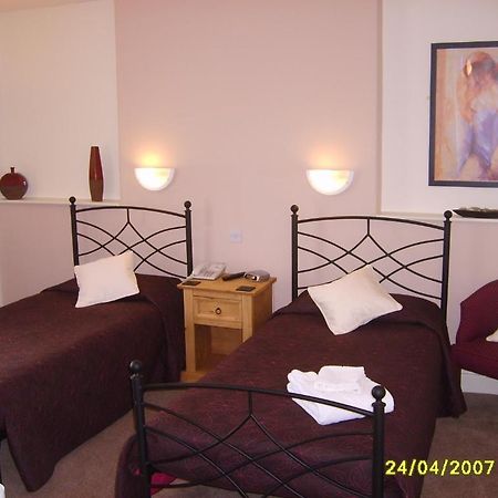 The Dodington Lodge Hotel Whitchurch  Esterno foto