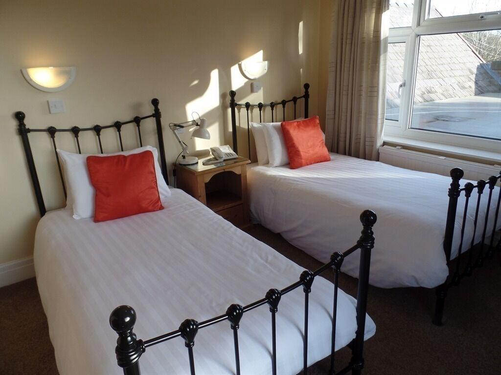 The Dodington Lodge Hotel Whitchurch  Esterno foto