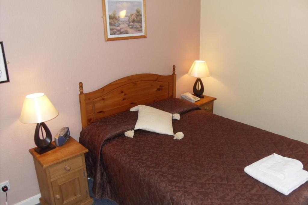 The Dodington Lodge Hotel Whitchurch  Esterno foto